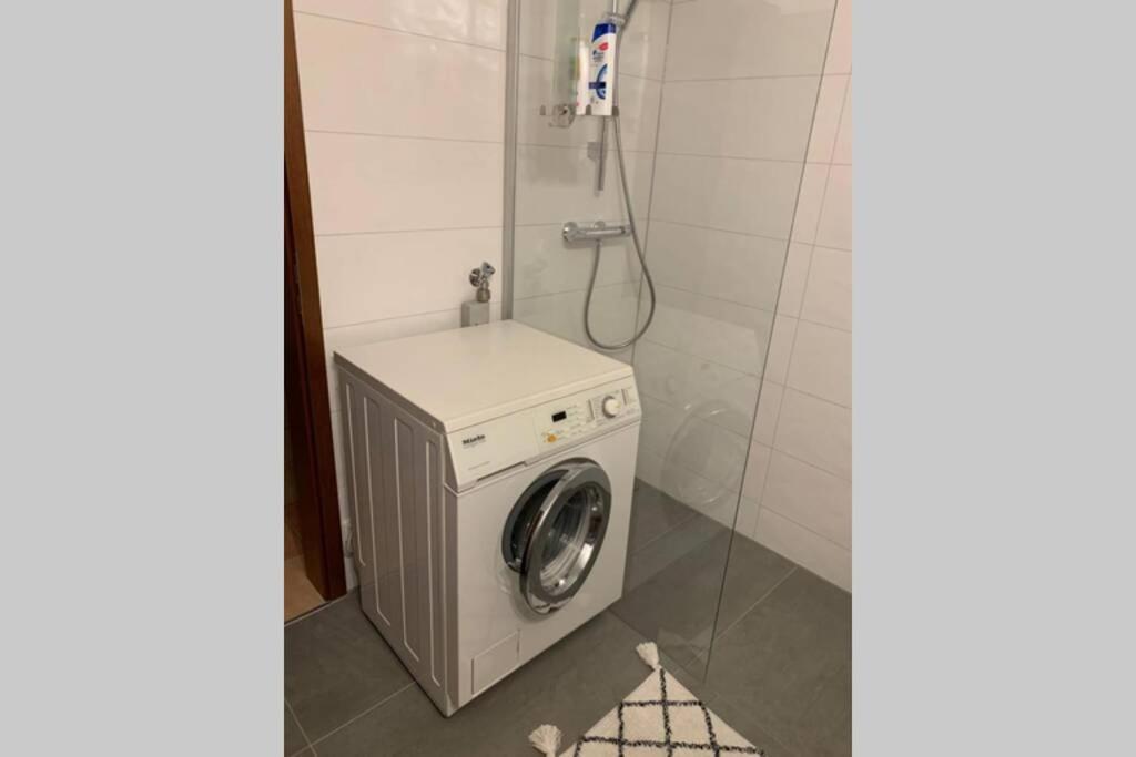 Ruhige Ferienwohnung Im Zentrum Von Kempten Extérieur photo