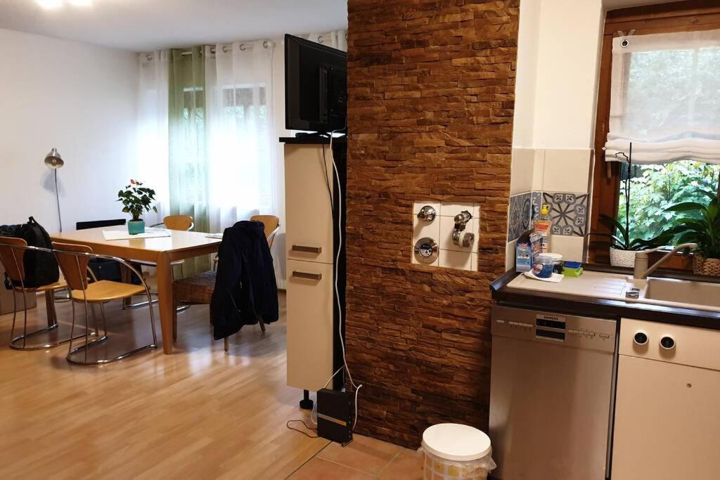 Ruhige Ferienwohnung Im Zentrum Von Kempten Extérieur photo